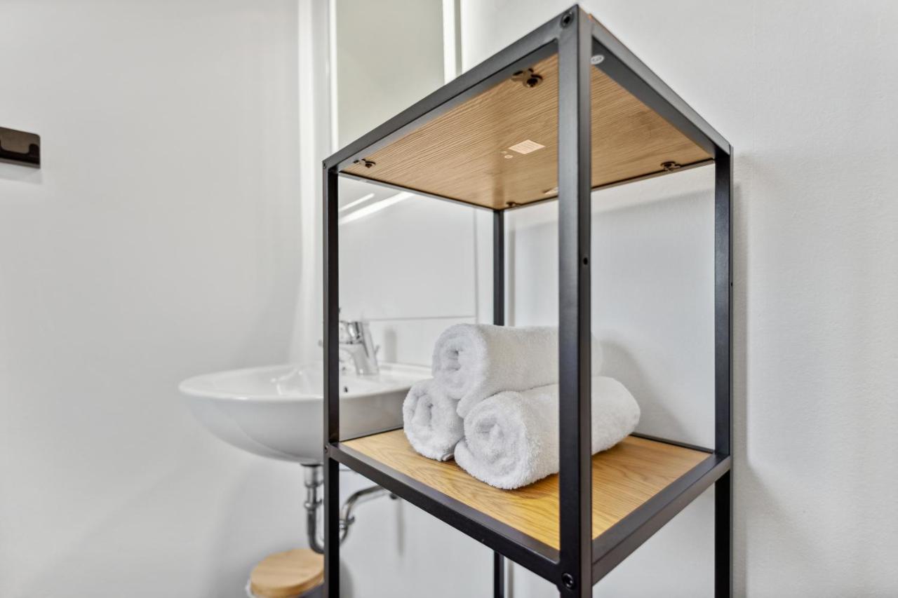 Mark 51-7 - Workplace - Netflix - Washer Dryer - Modern Design Bochum Exterior foto
